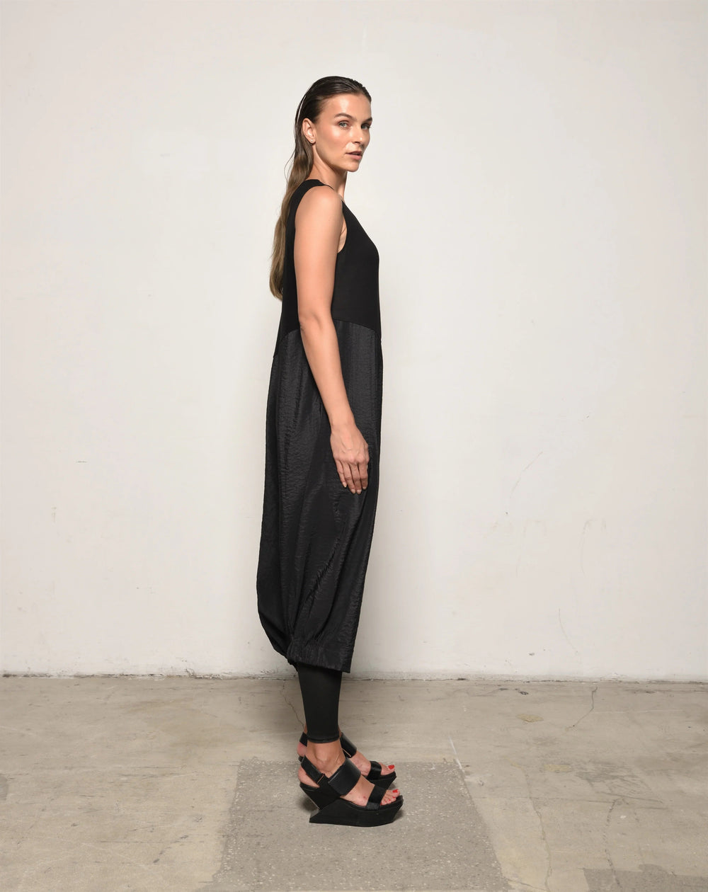 Sleeveless Babylon dress