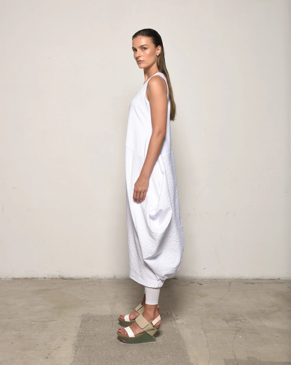 Sleeveless Babylon dress