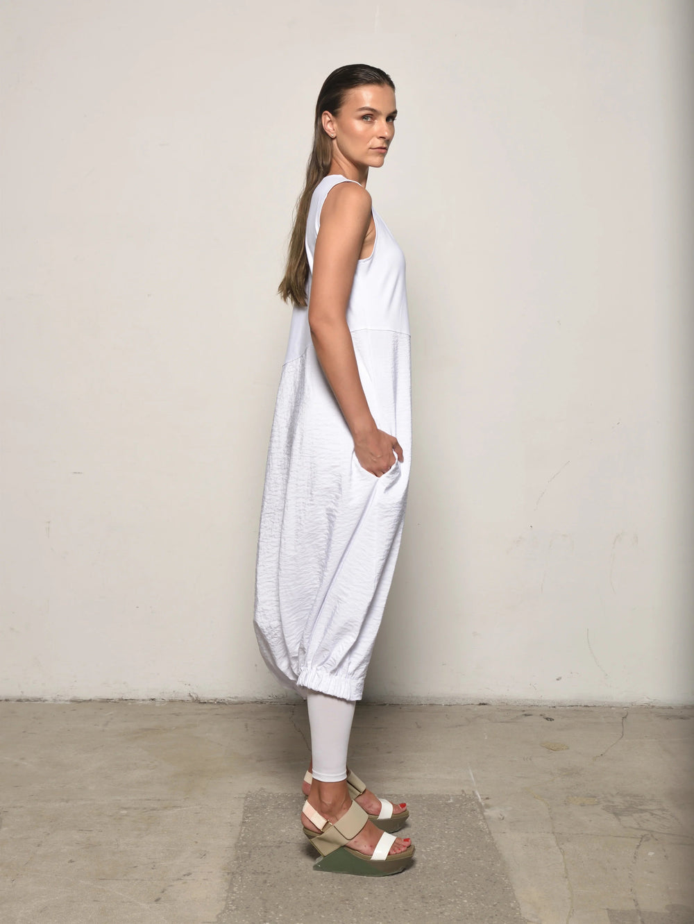 Sleeveless Babylon dress