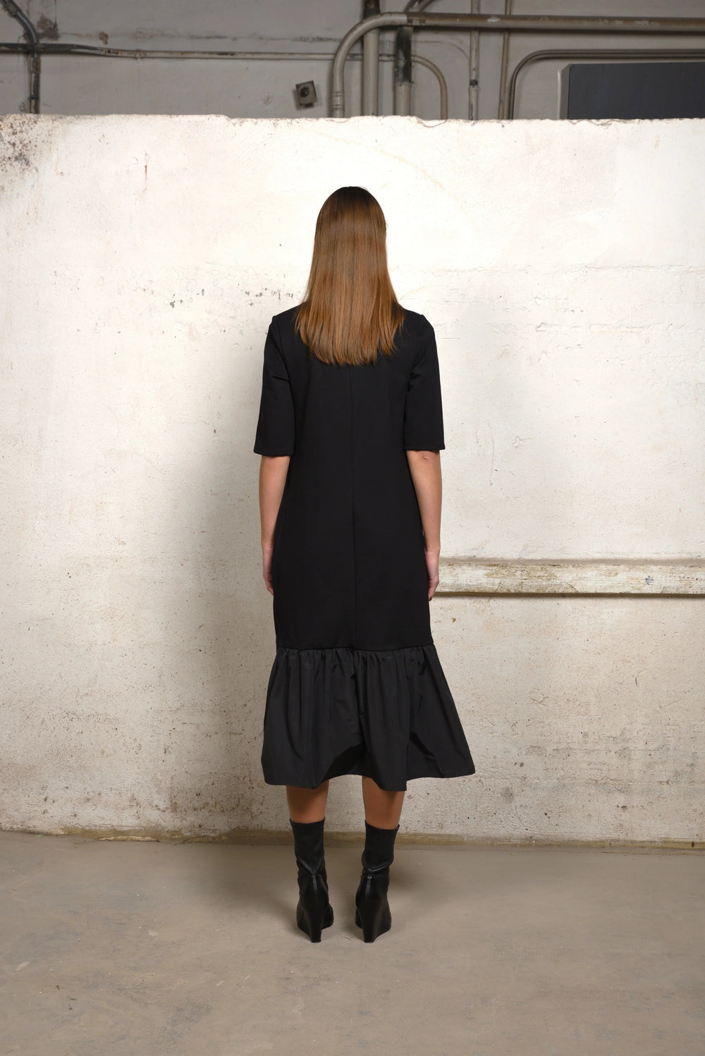 Unbalance Ruffle dress