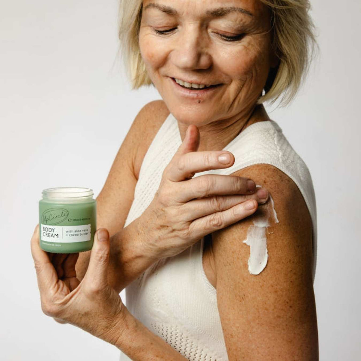 Natural Body Cream with Aloe Vera + Cocoa Butter - Snipetell