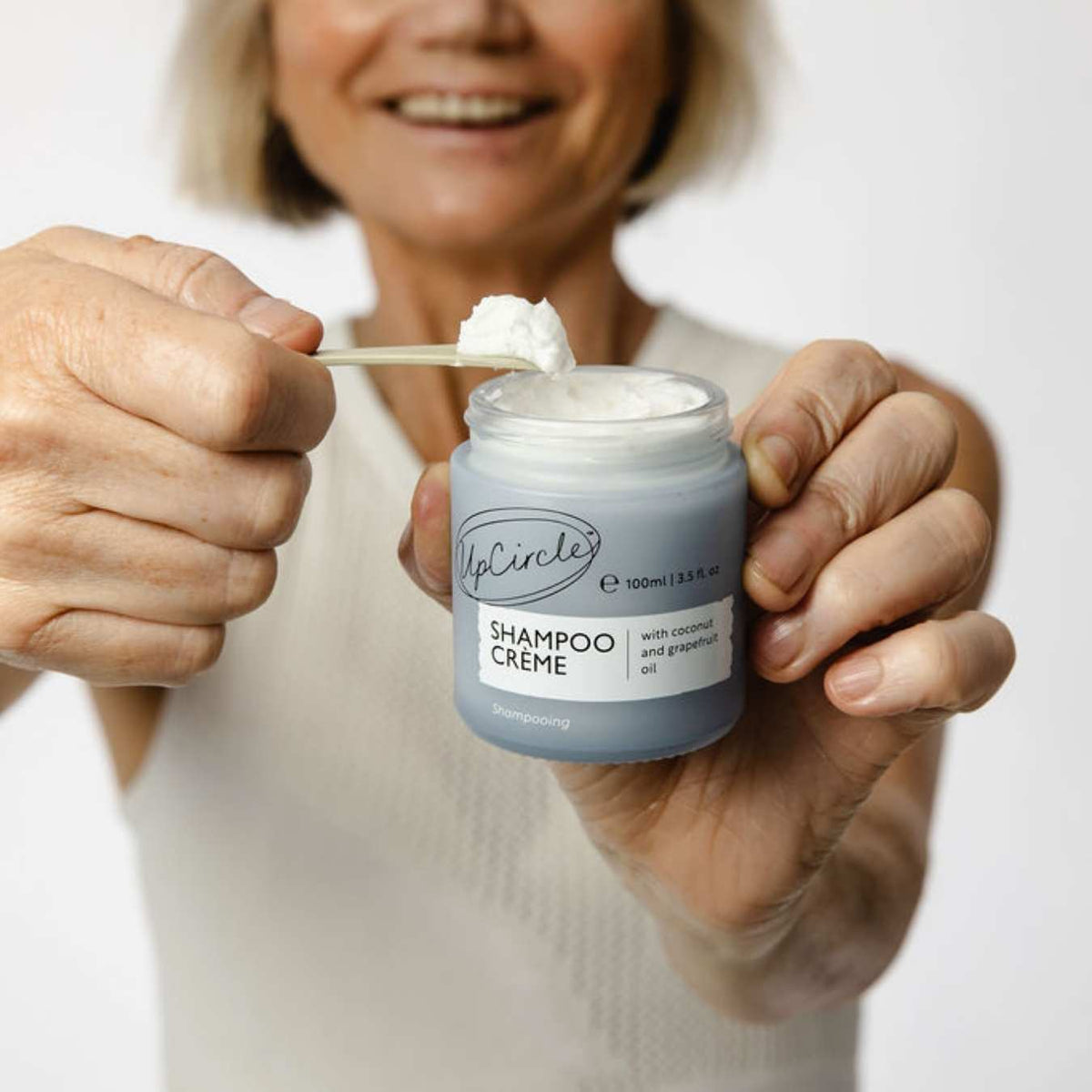 Shampoo Crème with Pink Berry Extract - Snipetell