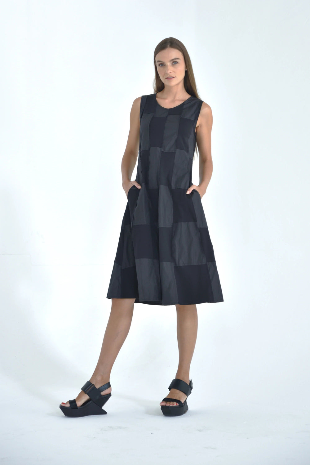 Sleeveless Chessboard dress