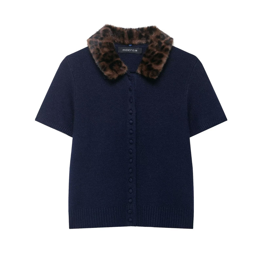 Women Animal Print Neckline Knitted Coat