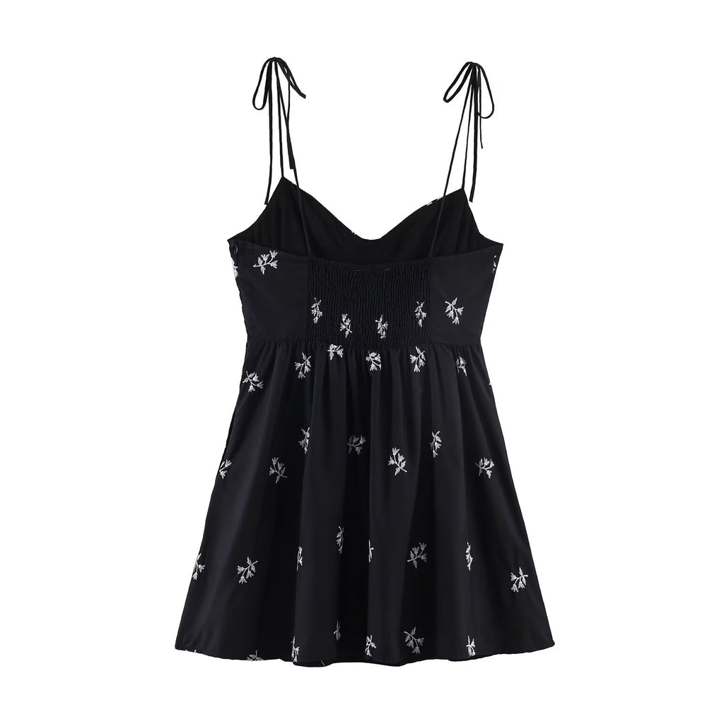 Sweet Elegance Sexy Embroidered Strap Dress Women Summer Special Interest