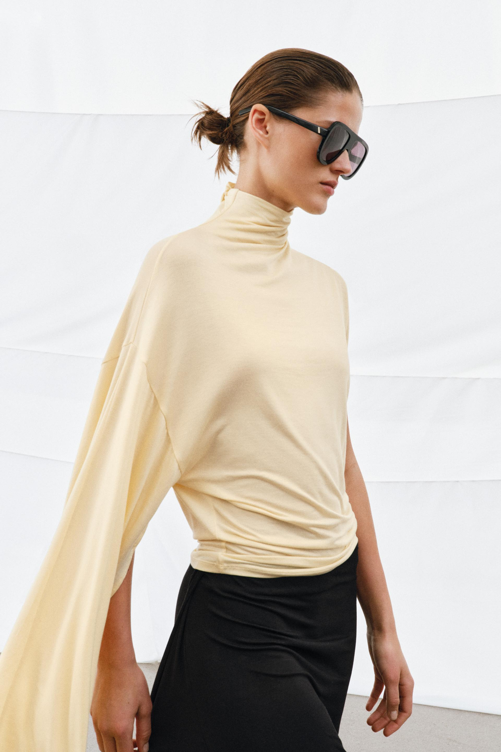 Spring Fashionable All Match Loose Vertical Asymmetric Top