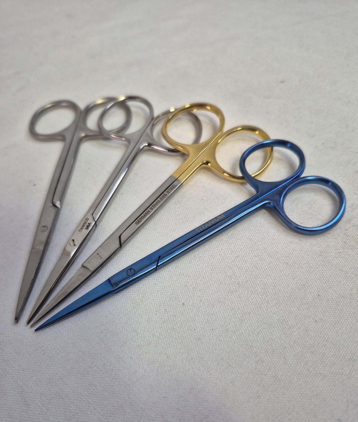 Iris Scissor, Straight 4.5" (4 options)