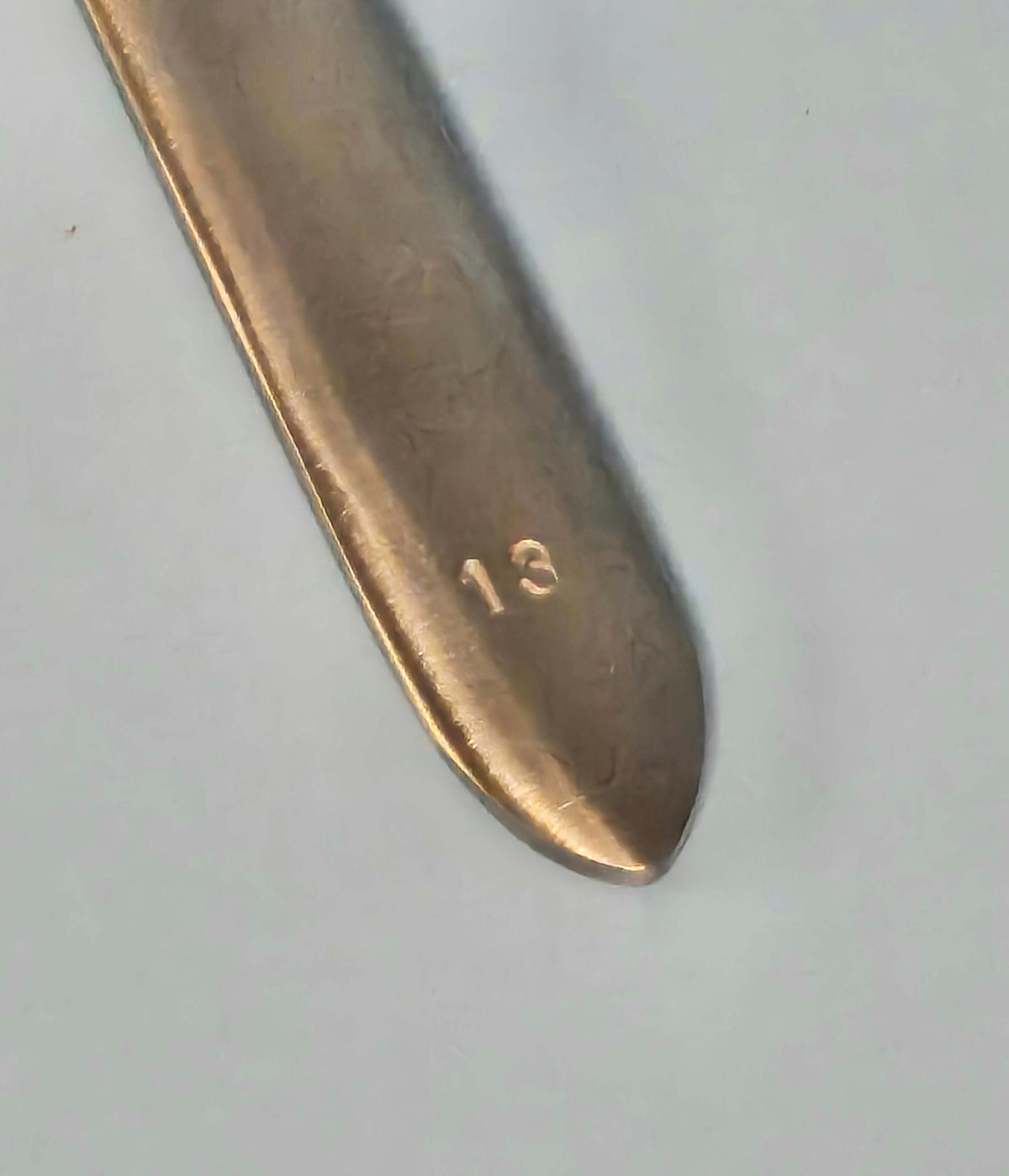 Set de 18 repousse-cuticules - Sublimez votre routine de soin des ongles