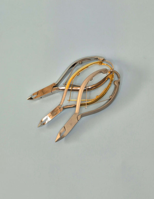 Acrylic Nippers 4" (3 options)