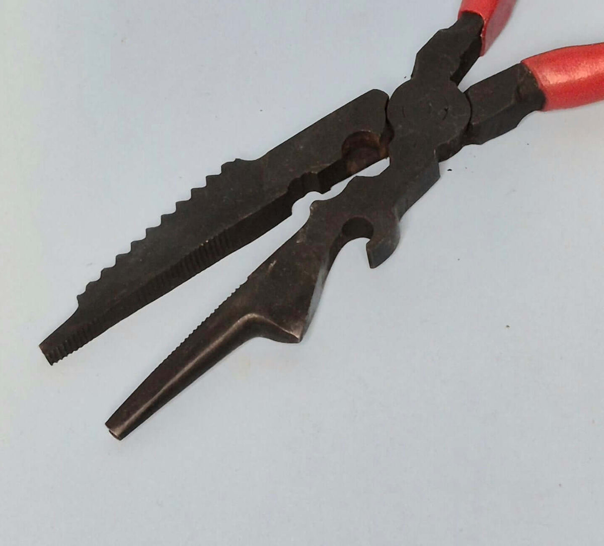 Pince de pêche multifonction 7" avec coupe-fil