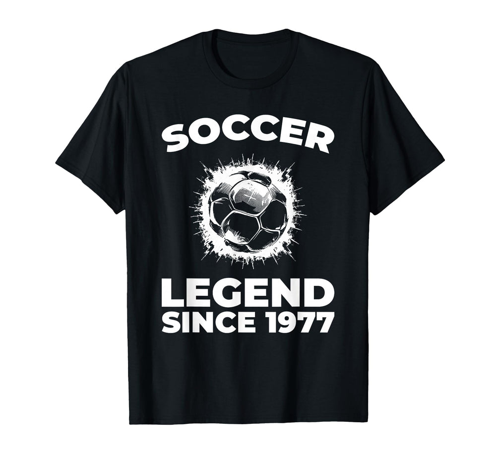 Born 1977 Soccer Team Player Sports T-Shirt - Trendy Graphic for Adults