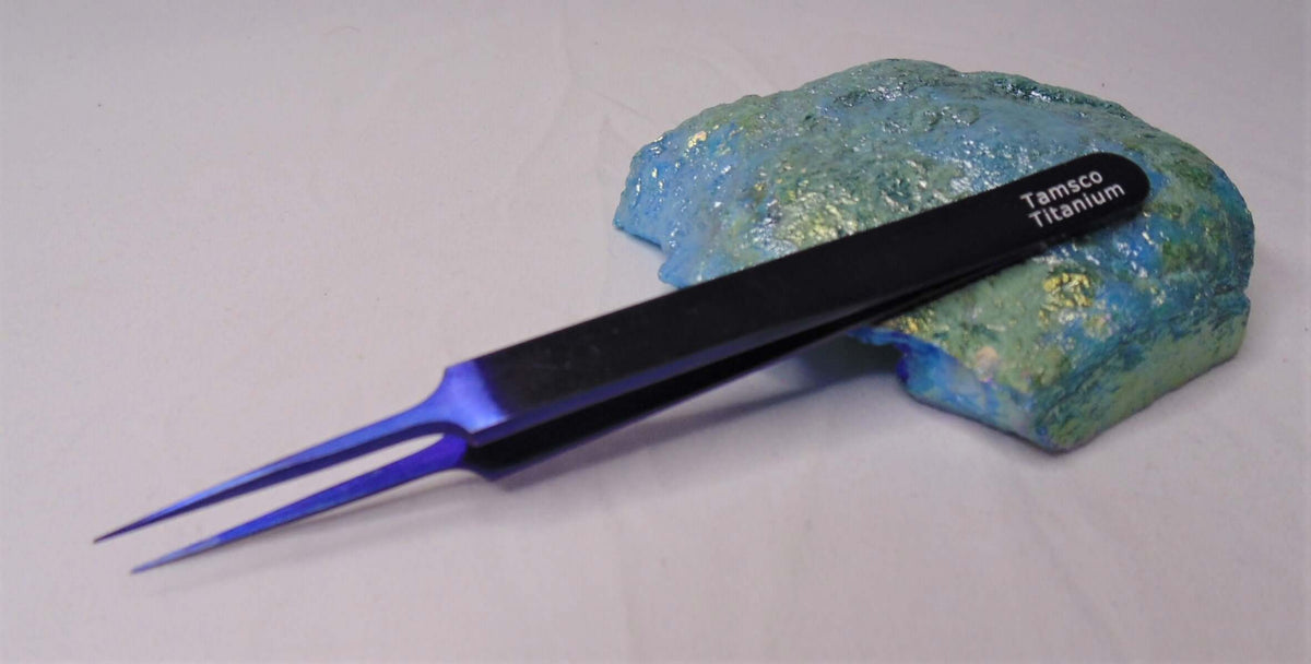 Pinzas de titanio n.º 5, 4.75"