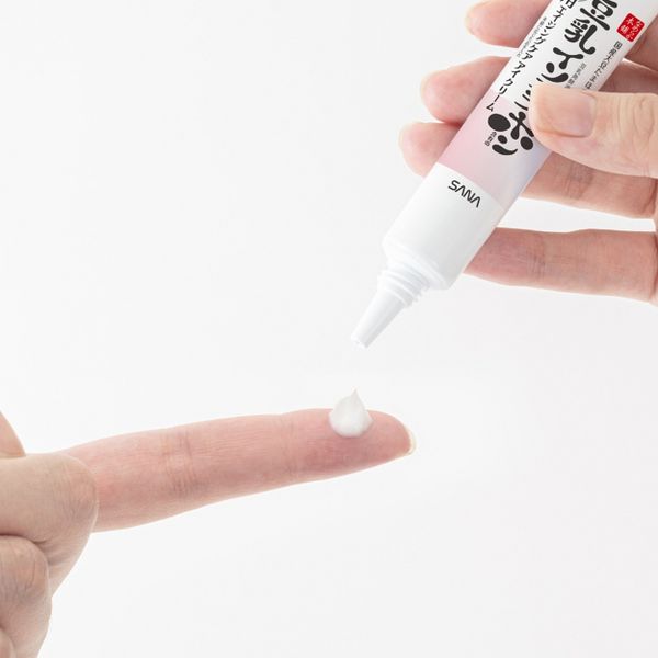 Sana Soy Milk Wrinkle Brightening Care Eye Cream - Snipetell