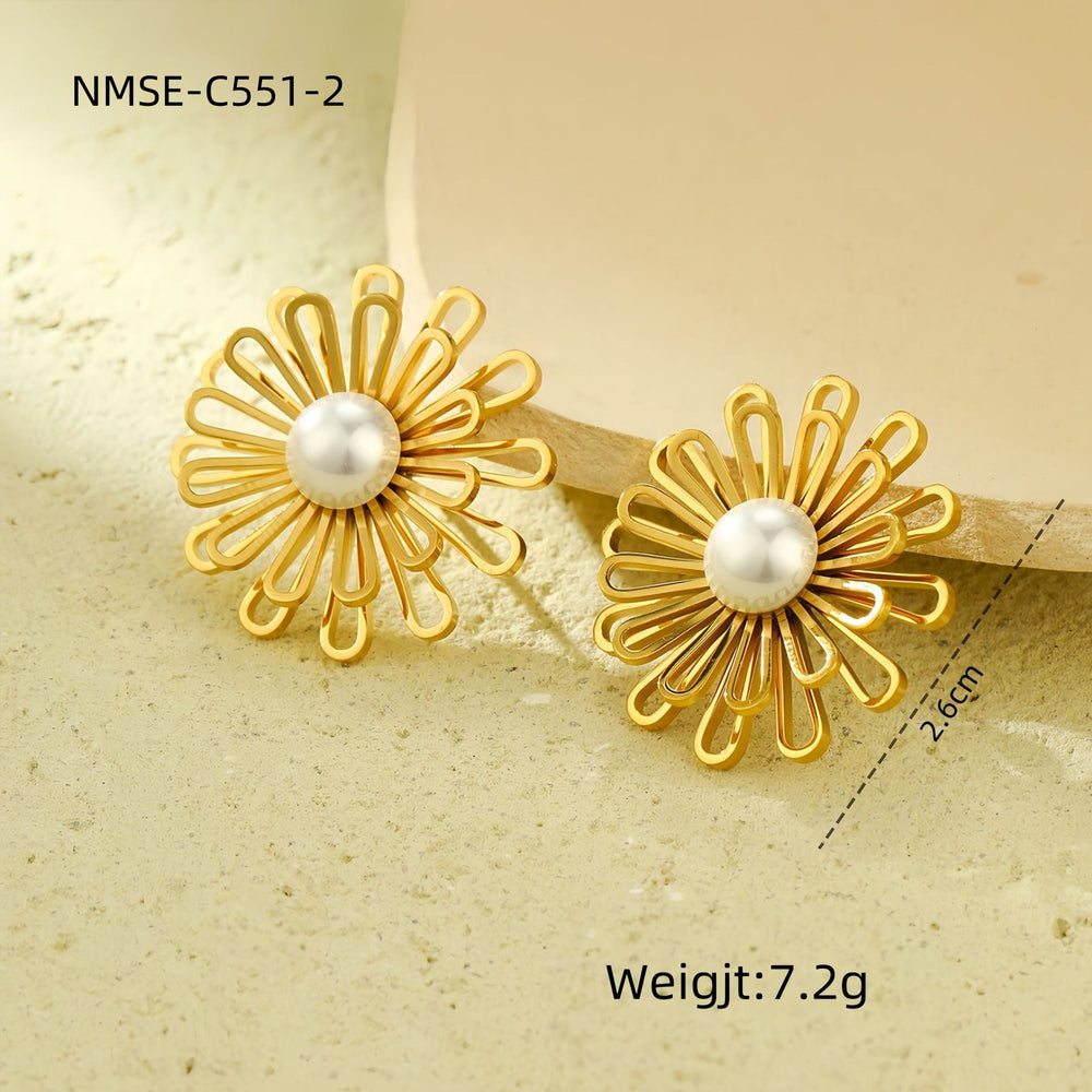 French Simplicity Sweet Lace Hollowed out Stainless Steel Studs Design Titanium Steel Earrings for Women