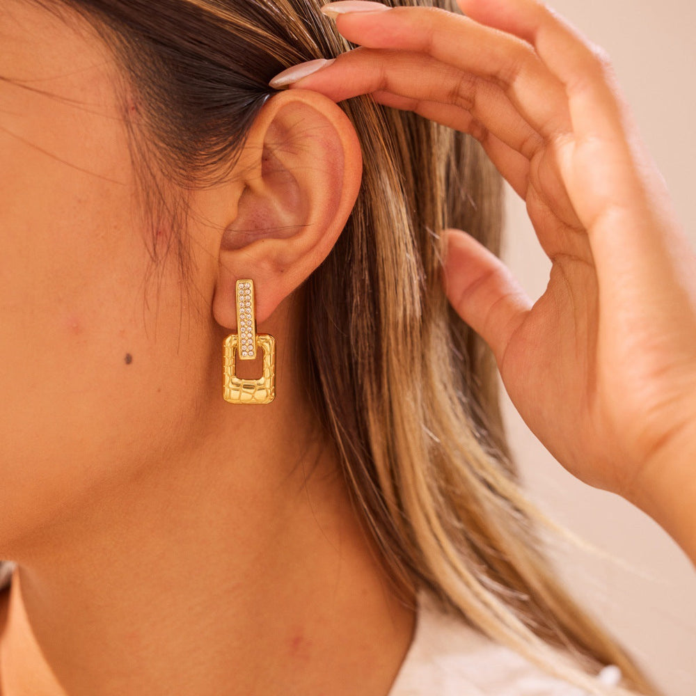 Retro Geometric Abstract Diamond Stud Earrings Stainless Steel Earrings Non Fading Gold Plated Light Luxury Earrings for Women