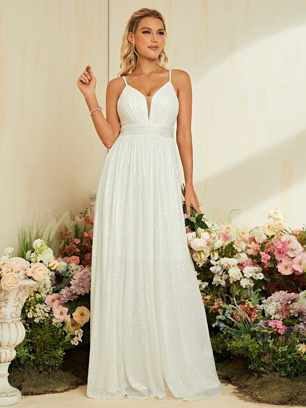 White Suspender Ball Dress Beach Church Wedding Dress Simple Elegant Dress Slim Slimming Women