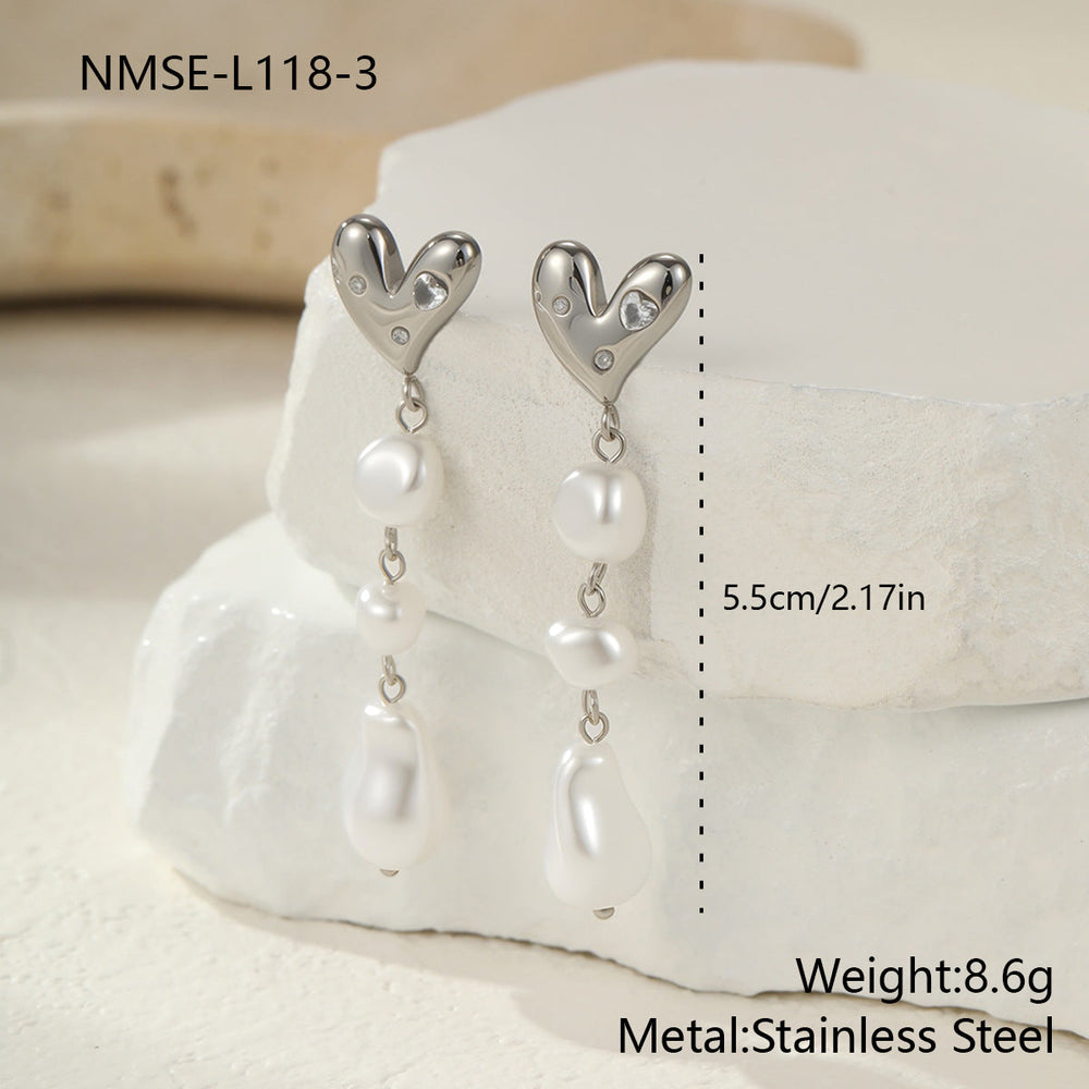French Baroque Pearl Long Tassel Stainless Steel Earrings Light Extravagant Love Heart Shaped Design Earrings Ornament