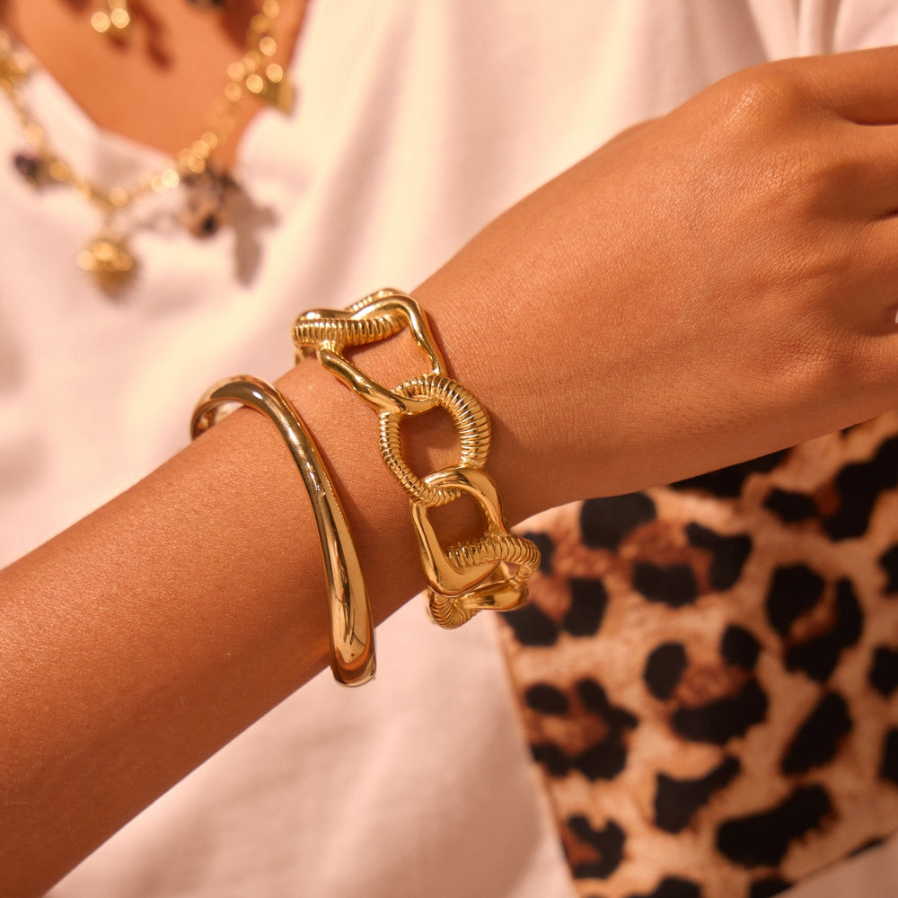 Design Texture around Open Ended Bracelet Stainless Steel Bracelet Gold Plated Light Luxury Bracelet