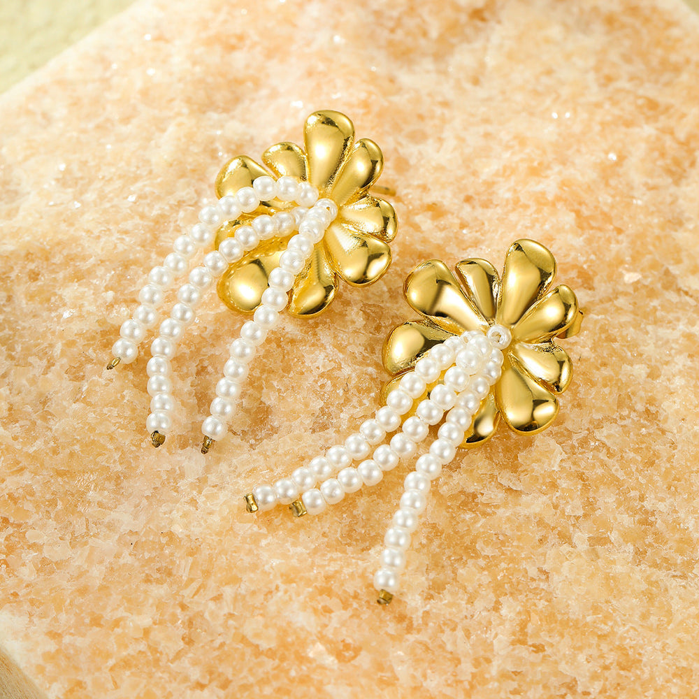 All Match Fashionable Stainless Steel Floral Pearl Tassel Titanium Steel Gold Plated Stud Earrings for Women