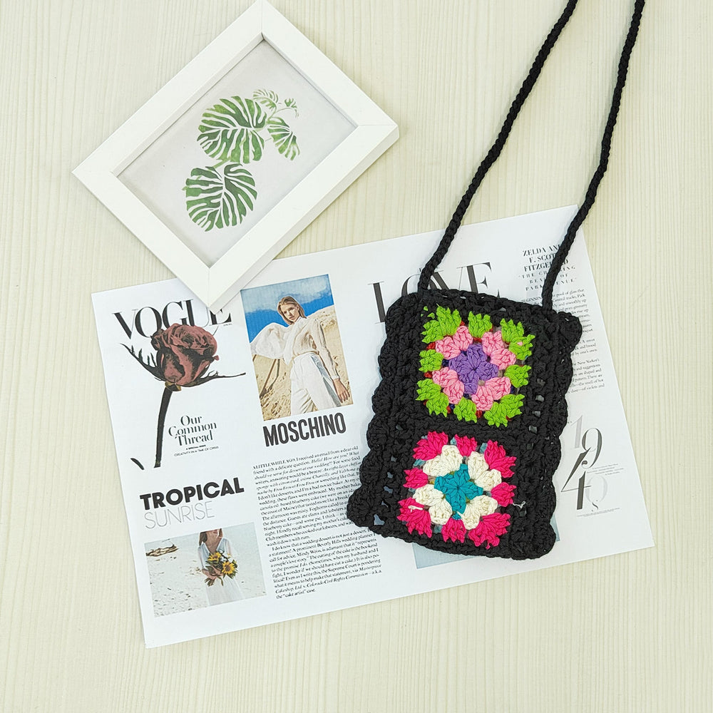 Handmade Knitting Wool Crochet Internet Celebrity Ethnic Mobile Phone Bag Mixed Color Random One-Piece Crossbody Bag