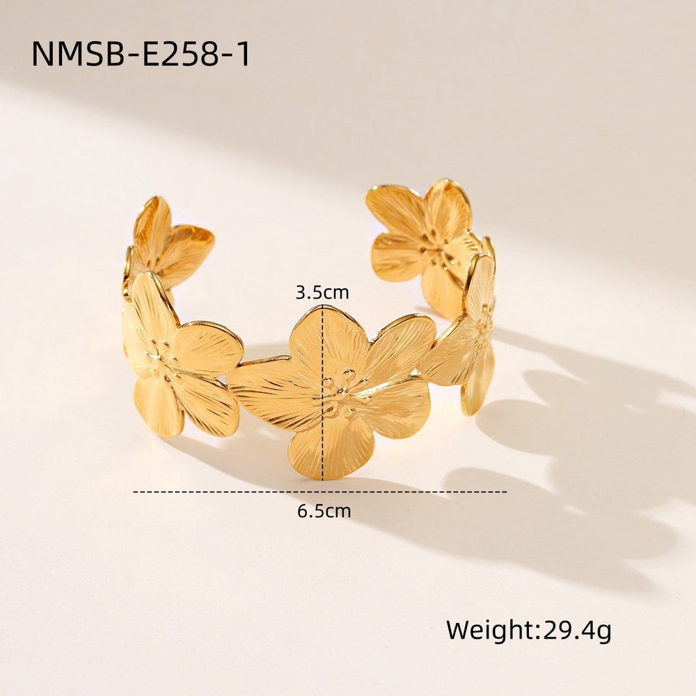 Summer Little Fresh Floral Stainless Steel Bracelet Non Fading High Grade Petal Titanium Steel Bracelet