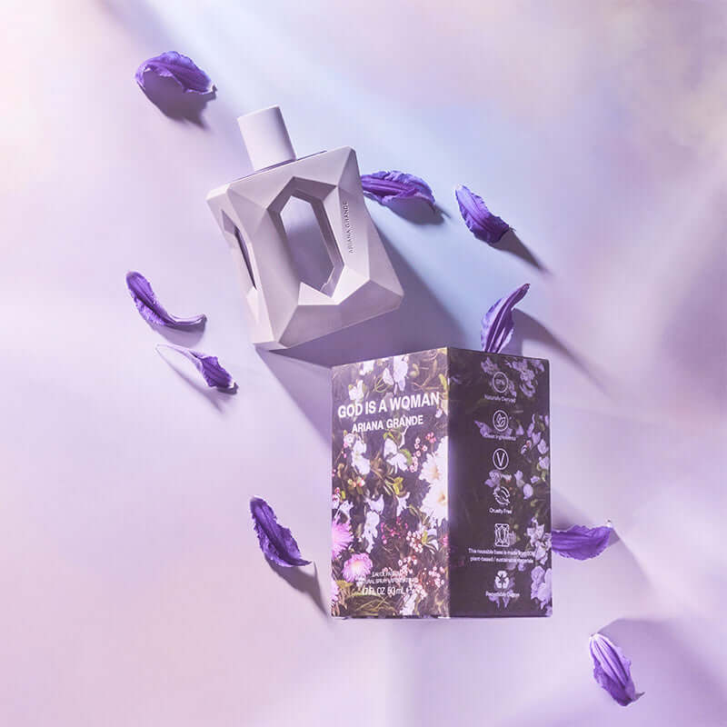 Ariana Grande God Is A Woman Eau de Parfum